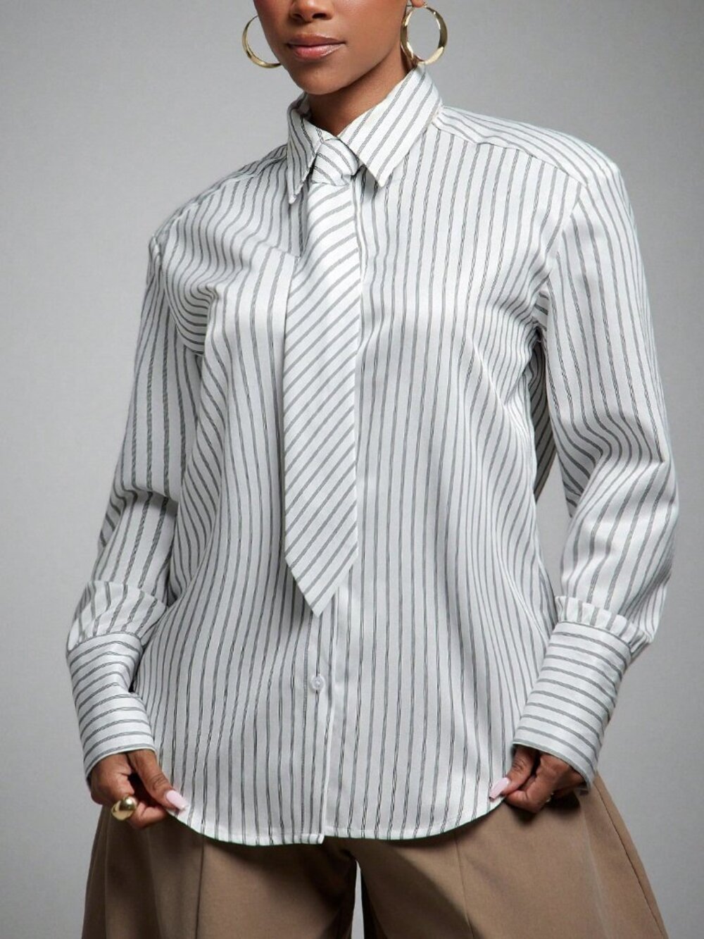 Black And White Casual Women's Bold Padded Shoulder Shirt